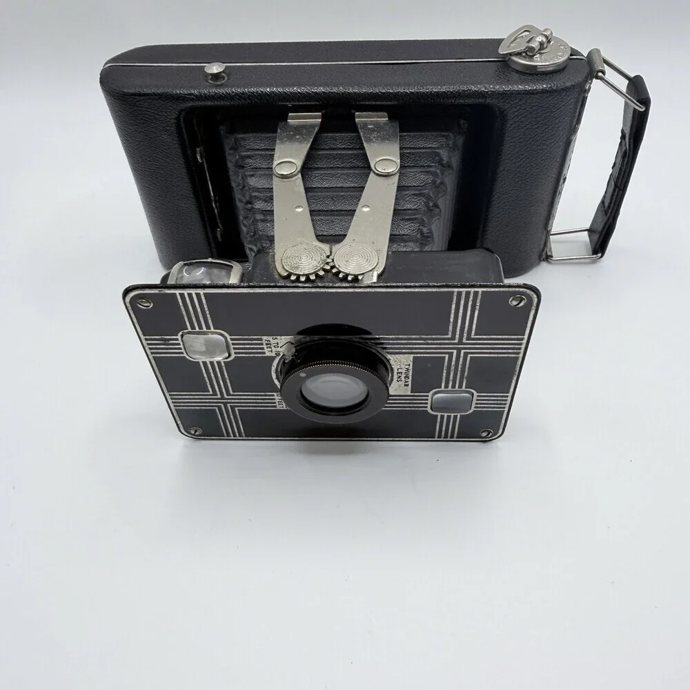 Antique Folding Bellows Camera JIFFY KODAK SIX-20 Clean Clear Glass ART DECO